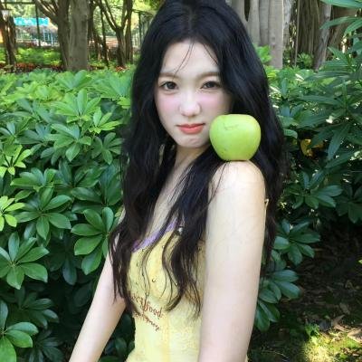 二人漫步几春秋